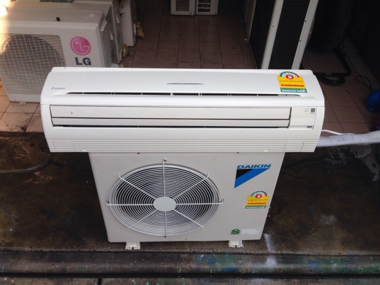 **** ขายแอร์ DAIKIN 18000 BTU สภาพสวย ****