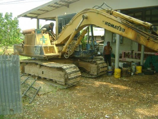 หัวยาว เครื่องEH 700   168 แรง  ราคา  310,000 บาท