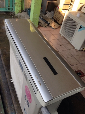 **** ขายแอร์ LG 9000 BTU ตัวARTCOOL สภาพสวย **** **** ขายแอร์ LG 9000 BTU ตัวARTCOOL สภาพสวย ****