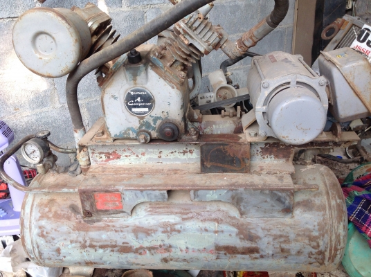 ขายปั๊มลม ฮิตาชิ 2 สูบ เก่านอก