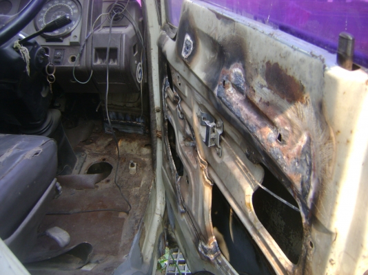 ตามสภาพ หัว ฮีโน่   ราคา 47,000  บาท