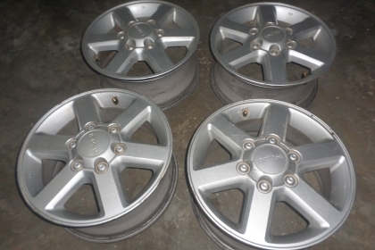 ขายล้อแมกซ์ อีซูซุ ดีแมกซ์ ใช้กับยาง 245 70 R16 ( 1 ชุด 4 วง ) สวยๆ ถูกๆ ขายล้อแมกซ์ อีซูซุ ดีแมกซ์ ใช้กับยาง 245 70 R16 ( 1 ชุด 4 วง ) สวยๆ ถูกๆ