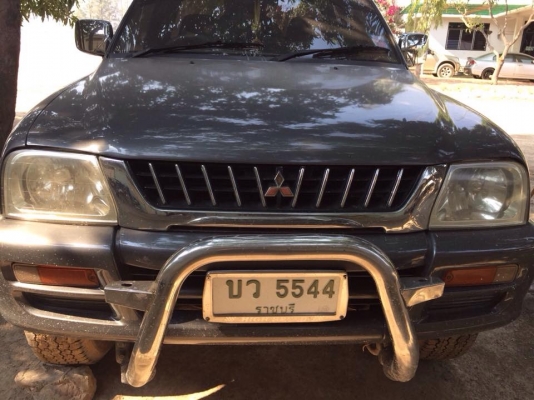 มิตซูสตาด้า โฟร์วิน เครื่อง 2800 ปี 2000 สภาพสวย เครื่องและช่วงล่าง ไม่ผู เกียร์โฟร์วิน ฟรีล๊อคคู่หน้า สภาพเดิมๆ ยังใช้งานได้ปกติทุกอย่าง