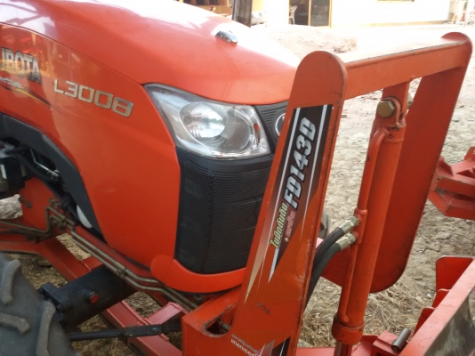 ปัญญาแทรคเตอร์..จัดมาให้ครับ ด่วน!!!คูโบต้า L3008 ใบมีดคานล่าง พร้อมผาน 5 (ทำงาน 858ชม.)รถไร่สีเดิมๆ(อ.คลองขลุง จ.กำแพงเพชร)