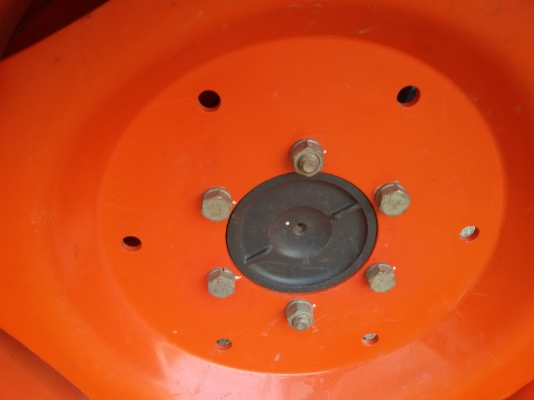 ปัญญาแทรคเตอร์..จัดมาให้ครับ ด่วน!!!คูโบต้า L3008 ใบมีดคานล่าง พร้อมผาน 5 (ทำงาน 858ชม.)รถไร่สีเดิมๆ(อ.คลองขลุง จ.กำแพงเพชร)