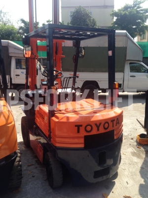 ขายรถโฟล์คลิฟท์ โตโยต้า 5FG15 เสาสูง 3 ม. จากประเทศญี่ปุ่น
