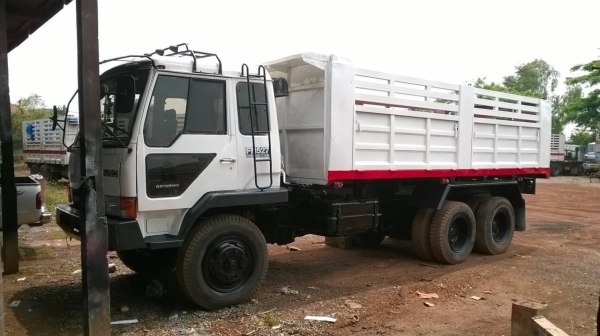 ขาย 10 ล้อ ไอ้หลง FN527M-A คัสซีสวยตลอดเส้น เครื่อง 6D16 195 แรงม้า เกียร์ 10 speed ช่วงล่างเช็คใหม่หมด ดาวน์ 250,000 จัดแนนซ์งวดปีได้ครับ