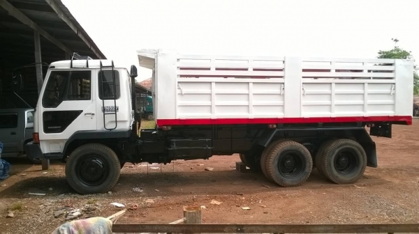 ขาย 10 ล้อ ไอ้หลง FN527M-A คัสซีสวยตลอดเส้น เครื่อง 6D16 195 แรงม้า เกียร์ 10 speed ช่วงล่างเช็คใหม่หมด ดาวน์ 250,000 จัดแนนซ์งวดปีได้ครับ