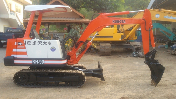 ขายรถขุดKUBOTA KH90ขนาดPC35(FROM.JAPAN)เก่านอกแท้ญี่ปุ่นมีเอกสารแจ้งจำหน่ายอินวอยพร้อมจดไม่เคยใช้งานในไทยครับ ขายรถขุดKUBOTA KH90ขนาดPC35(FROM.JAPAN)เก่านอกแท้ญี่ปุ่นมีเอกสารแจ้งจำหน่ายอินวอยพร้อมจดไม่เคยใช้งานในไทยครับ