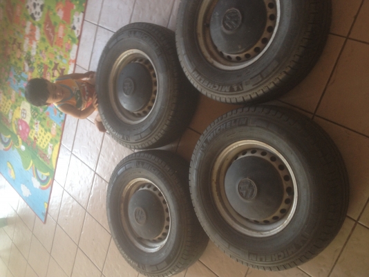ขายล้อโฟลคพร้อมยาง