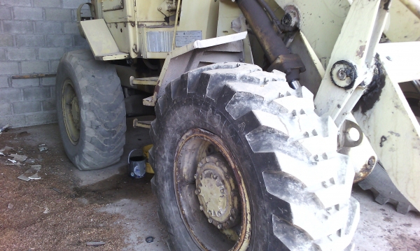 ขายด่วนรถตักล้อยางCAT920เอวอ่อนรถสวยสภาพพร้อมใช้งาน ขายด่วนรถตักล้อยางCAT920เอวอ่อนรถสวยสภาพพร้อมใช้งาน