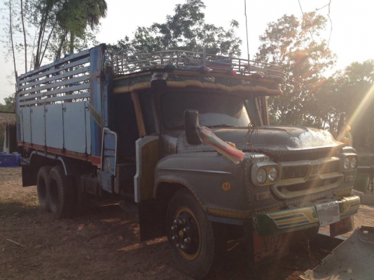 ***ขายแล้วครับขอบคุณ Truck2hand ขาย ISUZU TX-145 10ล้อหัวยาว1เพลา ล่อง TX 6BB1-145HP เครื่องเดิม เกียร์เดิม เครื่องดี อึด แรงดี เกียร์ดี ไม่หลุด ช่วงล่าง ใหญ่ เพลาเดียว FUSO คัสซีดี ไม่ผุ มีบวมบ้างนิดๆหน่อย กระบะไม้ พื้นไม้ข้างไม้ สภาพดี ยัง