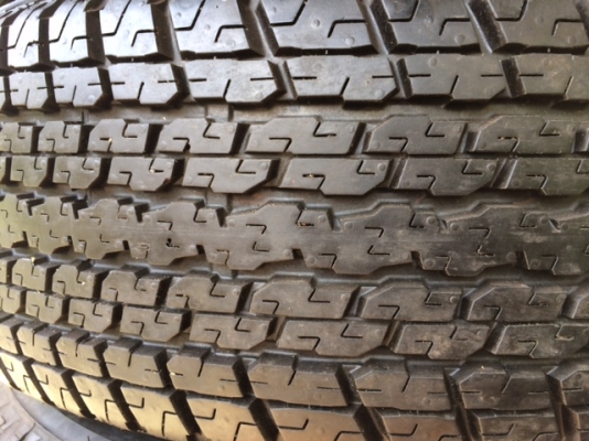 ขายล้อแม็กป้ายแดง ISUZU D-MAX X-SERIES สีรมดำพร้อมยางขอบ 17 มีตุ่มหน้ายางยังมีอยู่