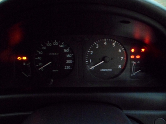 โตโยต้า โคโลล่า ตัวท้อป ถุงลมนิรภัย ABS