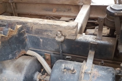 HINO KM 100 HP DM100 หกล้อดั๊มพ์ กระบะดั๊มพ์เหล็ก 5 ตันความยาว 3.60 เมตรสภาพดีไม่มีผุพร้อมบรรทุกหนักได้เลยครับ เครื่องยนต์แรงดีเดิมดีใช้งานได้ปกติดีครับ หัวเก๋งไม่ผุยังคงสภาพดีเดิมบางภายในคอนโซลยังดีอยู่ เบาะมีขาดตามสภาพครับ พวงมาลัยเพาเวอร์ ช่วงล่างใหญ่ค HINO KM 100 HP DM100 หกล้อดั๊มพ์ กระบะดั๊มพ์เหล็ก 5 ตันความยาว 3.60 เมตรสภาพดีไม่มีผุพร้อมบรรทุกหนักได้เลยครับ เครื่องยนต์แรงดีเดิมดีใช้งานได้ปกติดีครับ หัวเก๋งไม่ผุยังคงสภาพดีเดิมบางภายในคอนโซลยังดีอยู่ เบาะมีขาดตามสภาพครับ พวงมาลัยเพาเวอร์ ช่วงล่างใหญ่ค