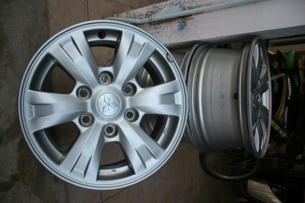 ล้อแม็กซ์มิตซู 6 รู ขอบ 16 เดิมๆ 4 วง