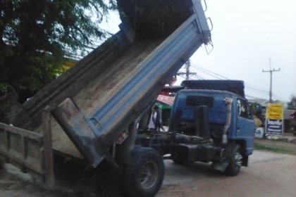 รถดั้ม อีซูซุ115แรงปี38 สั่งลุย กะบะดั้มสามมิตร5คิว สภาพสวยเดิมทั้งคัน แอร์หนาว เอกสารทะเบียนพร้อม ม79แล้ว ราคา590,000บ ครับ