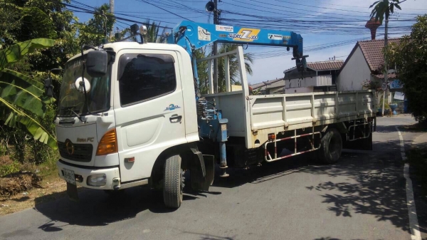 รถhino150 ปี49 พร้อมเครนทอร์นาโด3ตัน ติดต่อ080-1405528