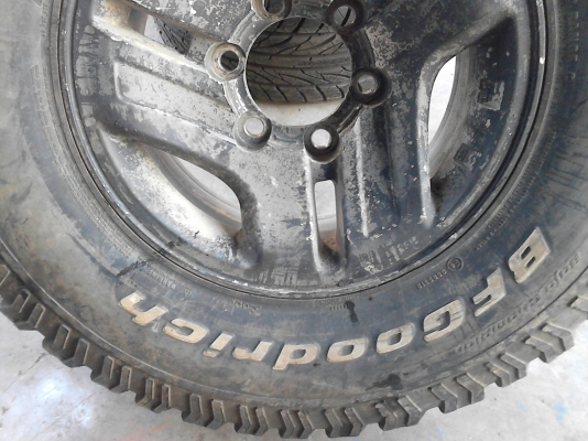 31X10.50R15 BF Goodrich AlLL Terrain T/A  MADE IN USA.  มี 1 ล้อ  ติดต่อ .TEL.081-427-3941