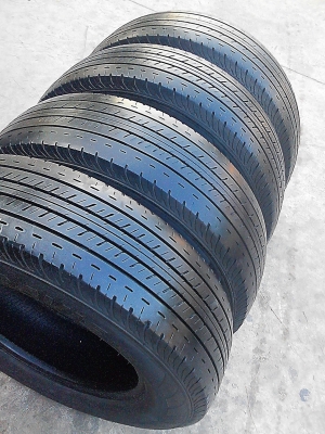 215/70R16 BRIDGESTONE DURAVIS R611  ชุด  4 เส้น  TEL.081-427-3941