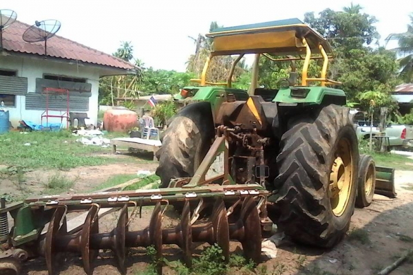 รถไถ่จอนเดียร์5310เพลาเดียว เครื่องหลวม อุปกรณ์ ดันหน้า พาล7 รถไถ่จอนเดียร์5310เพลาเดียว เครื่องหลวม อุปกรณ์ ดันหน้า พาล7