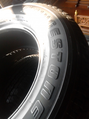 255/65R17 BRIDGESTONE DUELER H/T 840 ปี2012 ชุด 4 เส้น หนา เสมอทุกเส้น TEL.081-427-3941