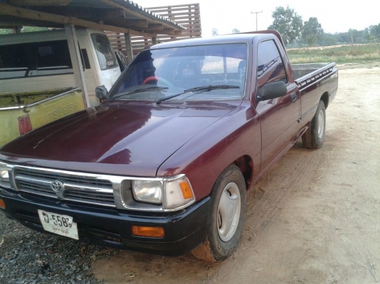 รถกระบะโตโยต้าไมตี2500สวยพร้อมใช้เอกสารทะเบียนพร้อมภายในสวย