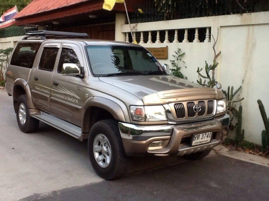 Sport Cruiser 4WD เครื่องดีเซล เกียร์อัตโนมัติ ปี 2003 สีทอง Sport Cruiser 4WD เครื่องดีเซล เกียร์อัตโนมัติ ปี 2003 สีทอง