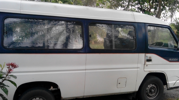 ขายรถตู้อีซูซุบัดดี้ปี96เครื่อง เกียร์ เฟืองท้ายดีมาก ประหยัดน้ำมัน เจ้าของขายเอง