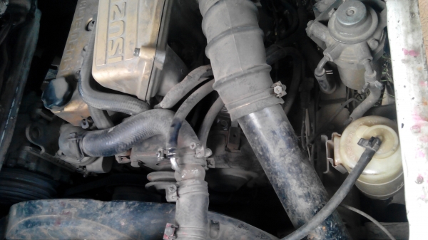 ขายรถตู้อีซูซุบัดดี้ปี96เครื่อง เกียร์ เฟืองท้ายดีมาก ประหยัดน้ำมัน เจ้าของขายเอง