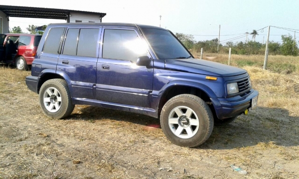 Vitara 5 ประตู เครื่อง V6 แก๊ซ LPG เกียร์ธรรมดา ขับเคลื่อน 4 ล้อ Vitara 5 ประตู เครื่อง V6 แก๊ซ LPG เกียร์ธรรมดา ขับเคลื่อน 4 ล้อ