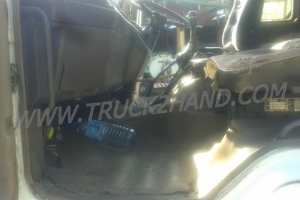 รถบรรทุก 10 ล้อ หัวลาก   MITSUBISHI ปีจดทะเบียน 2535   225   แรงม้า