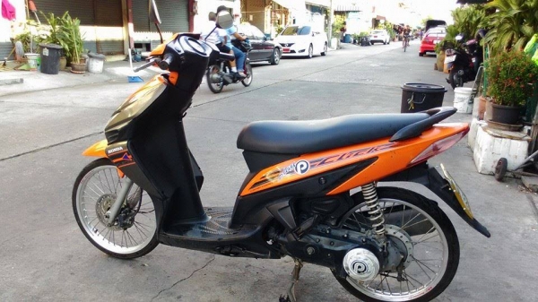 Click play ปี 51 หลุดจำนำ เครื่องเดิมๆ เอกสารจำนำครบ ต่อภาษี พรบ.ได้ โอนไม่ได้