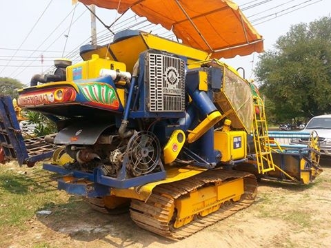 ขายรถเกี่ยวข้าวเกษตรพัมนา รุ่นเงินมี อุ้ม2ตัน ปี54 เครื่อง6HE1 195เทอร์โบ ตัวเดิน10ใหญ่จากโรงงาน เครื่องดี ช่วงล่างดี ทำงานขยัน เกี่ยวเร็ว สภาพพร้อมใช้งาน  สนใจโทร 090-8588220คุณนะ 093-3258446คุณบิวตี้ ID:narong498 หรือ www.truck.in.th/498 หรือfb:ณรงค์ ซื