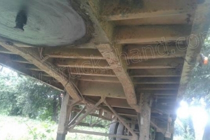 หางพื้นเรียบ   2  เพลา สามมิตร  หางปี 2542  ยาว  12.40  เมตร  กว้าง  2.5   เมตร