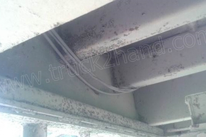 หางพื้นเรียบ   2  เพลา สามมิตร  หางปี 2542  ยาว  12.40  เมตร  กว้าง  2.5   เมตร