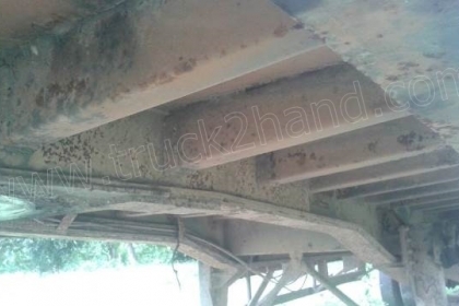 หางพื้นเรียบ   2  เพลา สามมิตร  หางปี 2542  ยาว  12.40  เมตร  กว้าง  2.5   เมตร