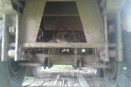 หางพื้นเรียบ   2  เพลา สามมิตร  หางปี 2542  ยาว  12.40  เมตร  กว้าง  2.5   เมตร