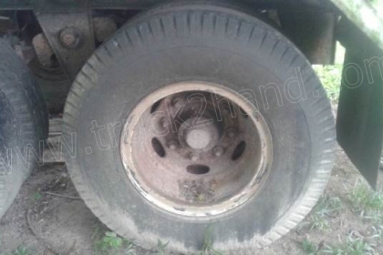 หางพื้นเรียบ   2  เพลา สามมิตร  หางปี 2542  ยาว  12.40  เมตร  กว้าง  2.5   เมตร