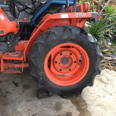 KUBOTA L3408 ดันหน้า ราคา 195,000  อ.แกลง จ.ระยอง สอบถาม 0818618678