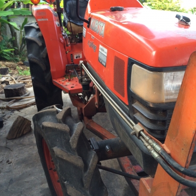 KUBOTA L3408 ดันหน้า ราคา 195,000  อ.แกลง จ.ระยอง สอบถาม 0818618678