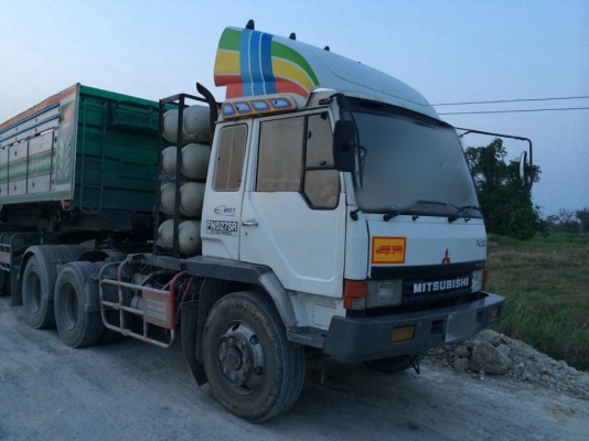 ขายหัวลากสิบล้อ(เฉพาะหัว)MITSUBISHI 527HRSยูโรวัน225แรงโบอินเตอร์