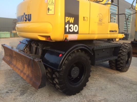 รถขุดล้อยาง KOMATSU PW130-7K รถนอกนำเข้าญี่ปุ่น