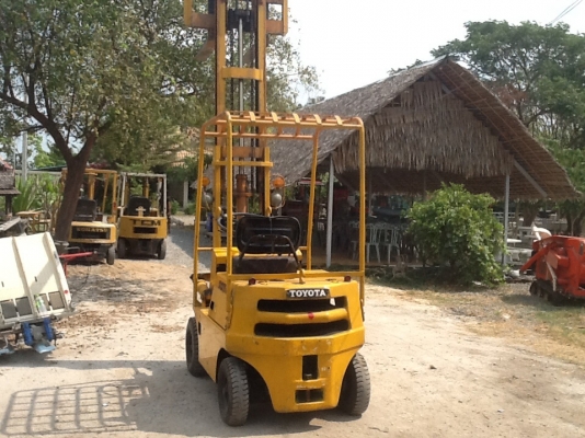 รถยกToyota 2fg10 สภาพดีพร้อมใช้ราคาไม่แพง เสาสูง3เมตร รถยกToyota 2fg10 สภาพดีพร้อมใช้ราคาไม่แพง เสาสูง3เมตร