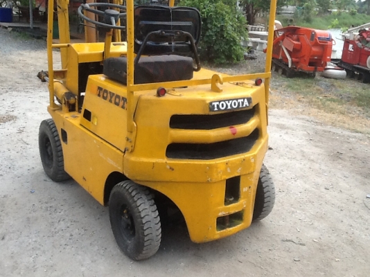 รถยกToyota 2fg10 สภาพดีพร้อมใช้ราคาไม่แพง เสาสูง3เมตร รถยกToyota 2fg10 สภาพดีพร้อมใช้ราคาไม่แพง เสาสูง3เมตร