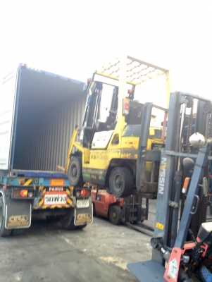 -:-*&bull;*ข า ย ร ถ ย ก นำ เ ข้ า*&bull;*-:-TCM FD15Z7 เครื่องดีเซล เสา3เมตร  สนใจติดต่อ 083-062-0223(ปอนด์)