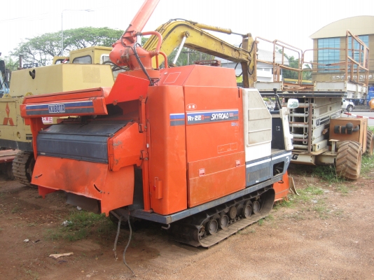 รถเกี่ยวข้าว คูโบต้า หน้าตัดญี่ปุ่น 22แรงม้า