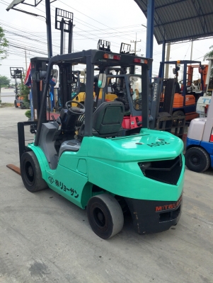 -:-*&bull;*ข า ย ร ถ ย ก นำ เ ข้ า*&bull;*-:-MITSUBISHI FD35-F14E เครื่องดีเซล เสา3เมตร เกียร์ธรรมดา สนใจติดต่อ083-062-0223(ปอนด์)