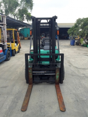 -:-*&bull;*ข า ย ร ถ ย ก นำ เ ข้ า*&bull;*-:-MITSUBISHI FD35-F14E เครื่องดีเซล เสา3เมตร เกียร์ธรรมดา สนใจติดต่อ083-062-0223(ปอนด์)