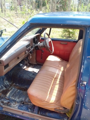 datsun 720 ช่วงสั้น ไฟกลม เกียร์คอ datsun 720 ช่วงสั้น ไฟกลม เกียร์คอ